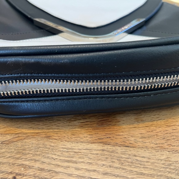 Steve Madden Black & White Crossbody Purse: Rare Find! - Picture 3 of 17